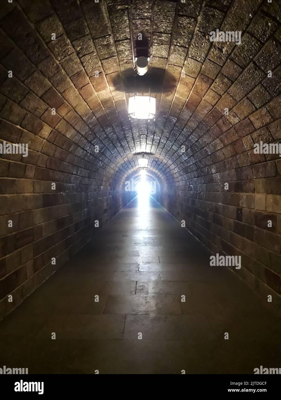 Das Licht am Ende des Tunnels Stockfoto