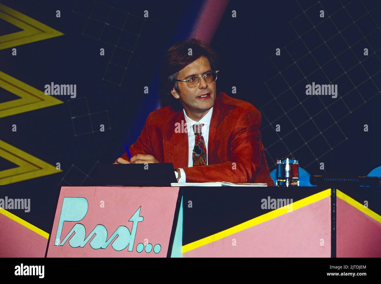 Psst, WDR Spielshow und Comedy, Deutschland, 1990, moderiert von Harald Schmidt. Psst, TV-Comedy und Spielshow, Deutschland, 1990, moderiert von Harald Schmidt Stockfoto