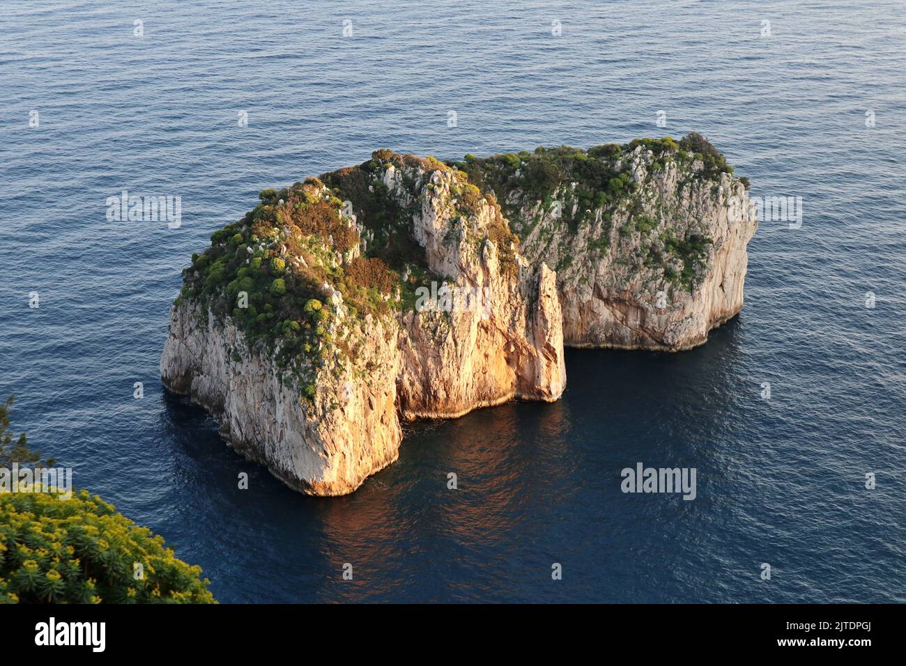 Capri - Scoglio del Monacone Stockfoto