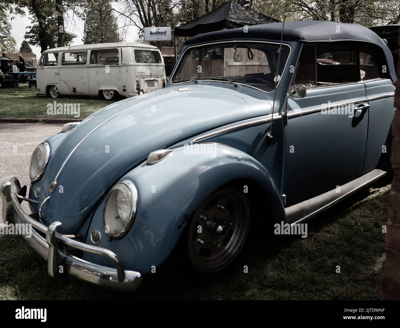 Iris Blue Classic 1960er VW Beetle im Bicester Heritage Sunday Scramble - Bicester, Oxfordshire, Großbritannien Stockfoto