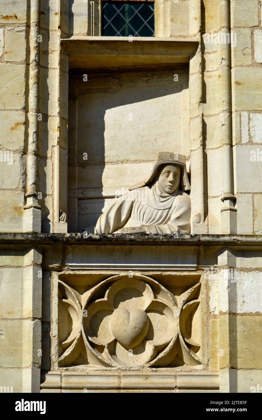 Frankreich, Cher (18), Bourges, Jaques Coeur Palace, Detail der Fassade im Innenhof Stockfoto