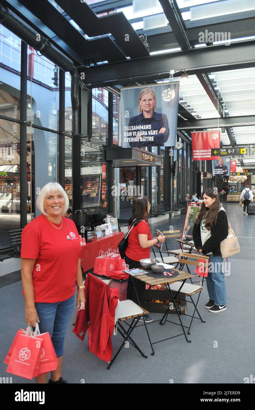 Malmö /Schweden/30 August 2022/Schwedische Demokratin-Partei, die wegen der Geernalwahl in schweden campagelt und ihre erste Frau Magdalena Andersson am Wahltag am sonntag, dem 11. September 2022, vor der schwedischen Ministerpräsidentin verklagt. (Foto..Francis Joseph Dean/Dean Picturs. Stockfoto