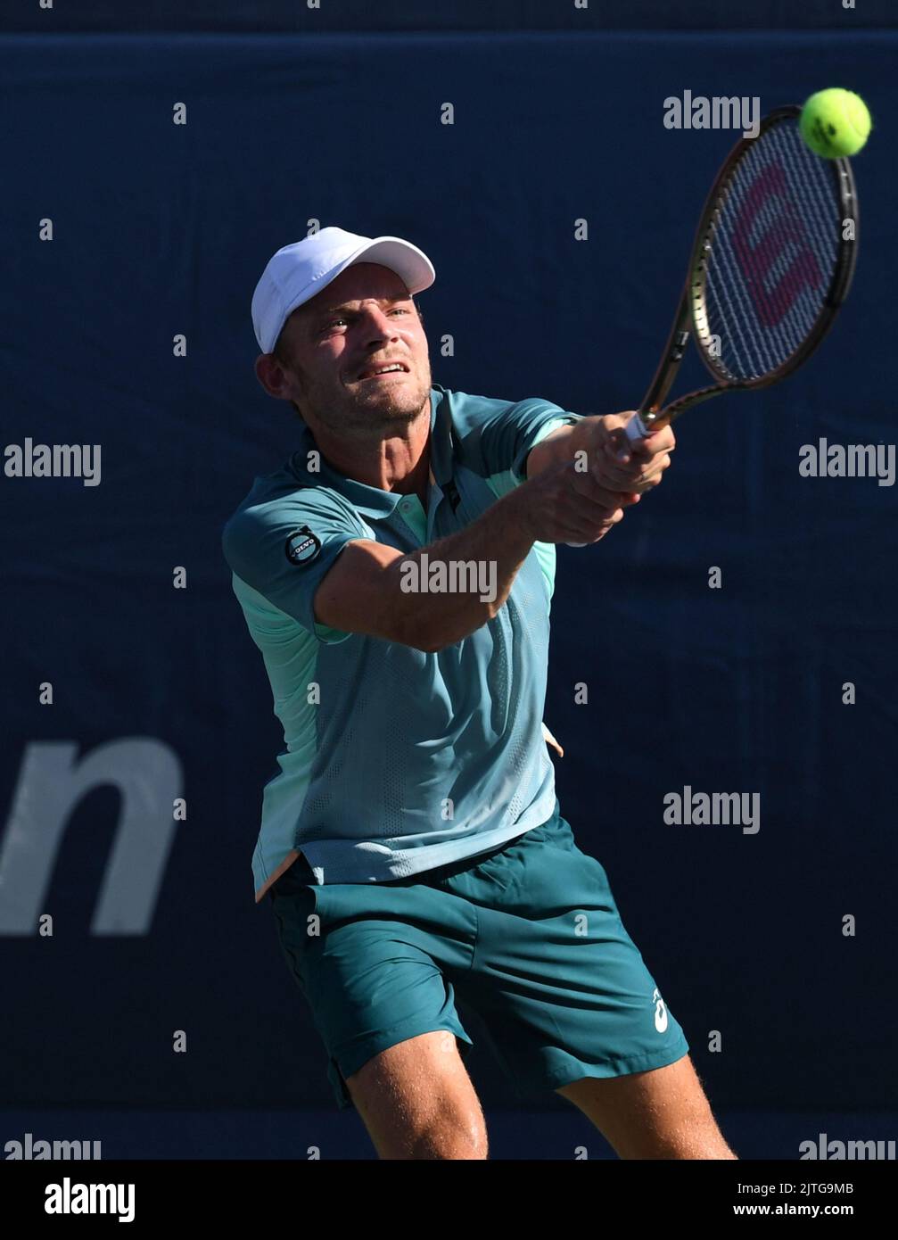 New York City, USA, 30. August 2022, der Belgier David Goffin im Einsatz während des Spiels zwischen dem Belgier Goffin und dem Italiener Musetti in der ersten Runde des Männer-Einzelturniers, beim US Open Grand Slam Tennisturnier, in Flushing Meadow, in New York City, USA, Dienstag, 30. August 2022. BELGA FOTO TONY BEHAR Stockfoto