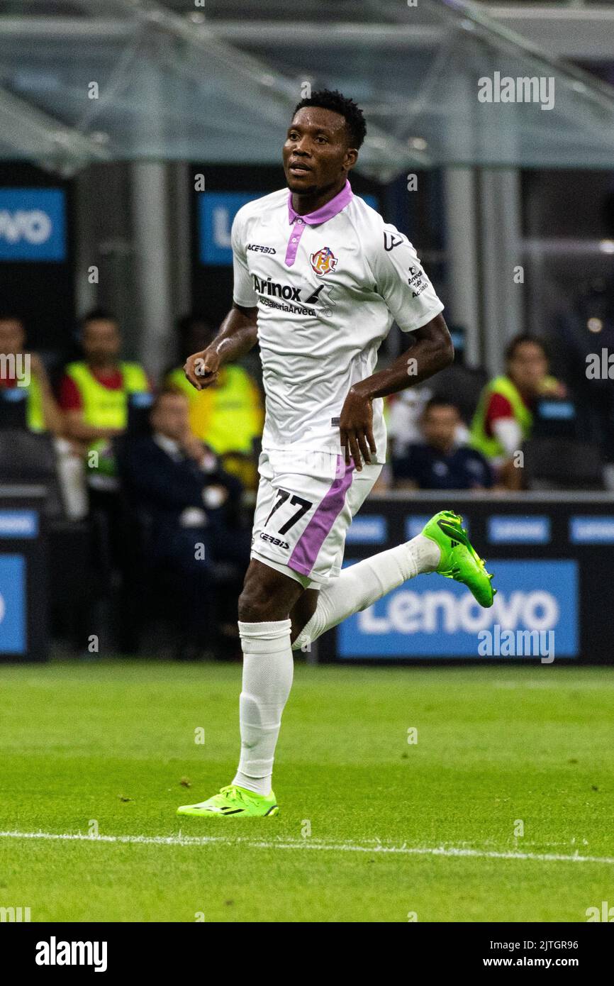 Mailand, Italien. 30. August 2022. David Okereke von US Cremonese in Aktion beim Fußballspiel der Serie A zwischen dem FC Internazionale und US Cremonese im Giuseppe-Meazza-Stadion in San Siro. (Endergebnis; FC Internazionale 3:1 US Cremonese) Credit: SOPA Images Limited/Alamy Live News Stockfoto