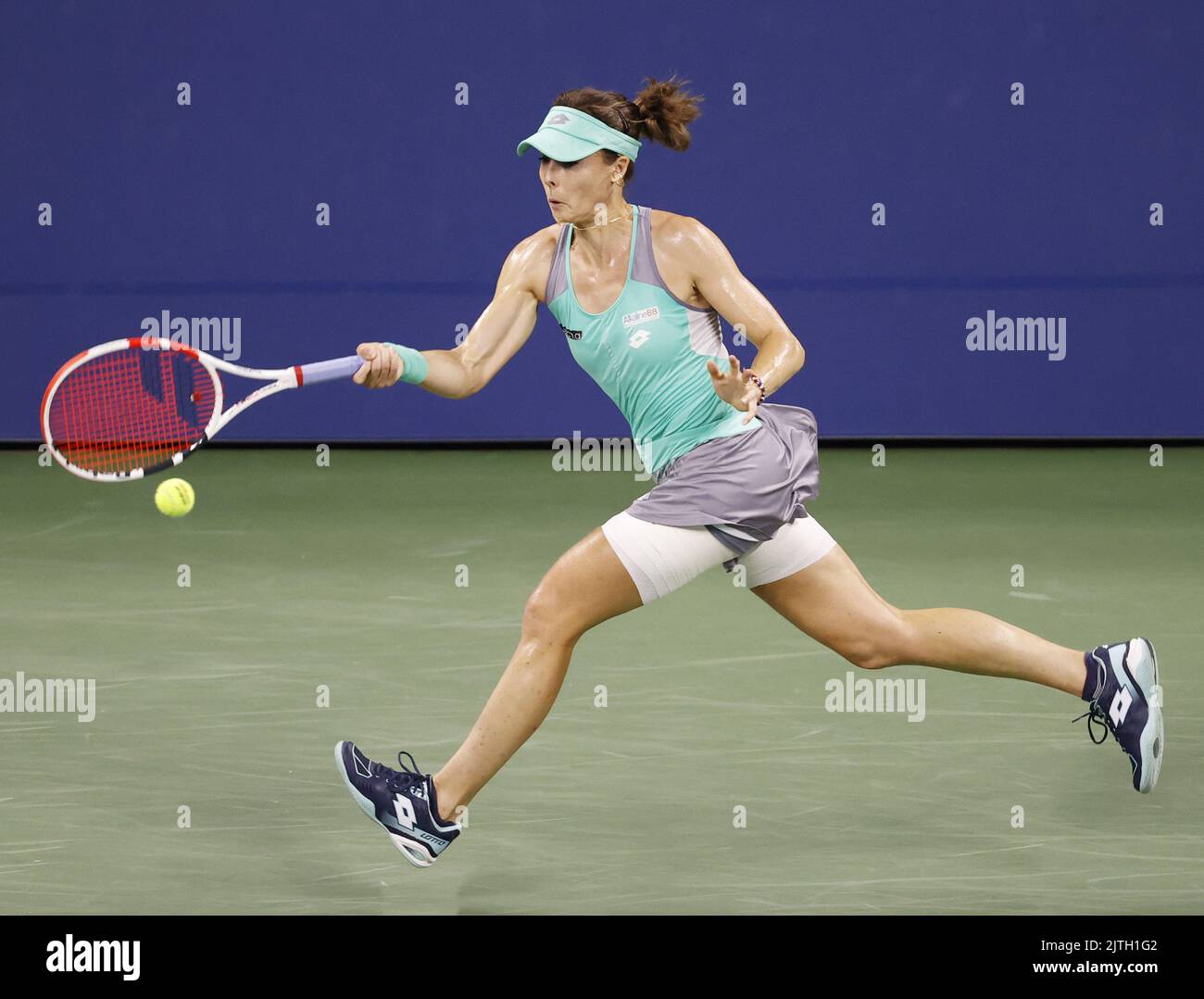 Alize emma raducanu erste runde Fotos und Bildmaterial in