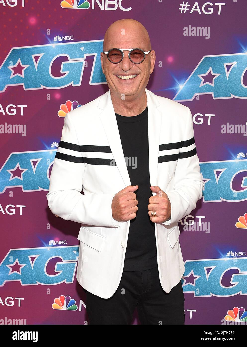 Howie Mandel bei der Live-Show „America's Got Talent“ der Saison 17 Red Carpet, die am 9. August 2022 im Pasadena Civic Center in Pasadena, CA, stattfand. © OConnor / AFF-USA.com Stockfoto