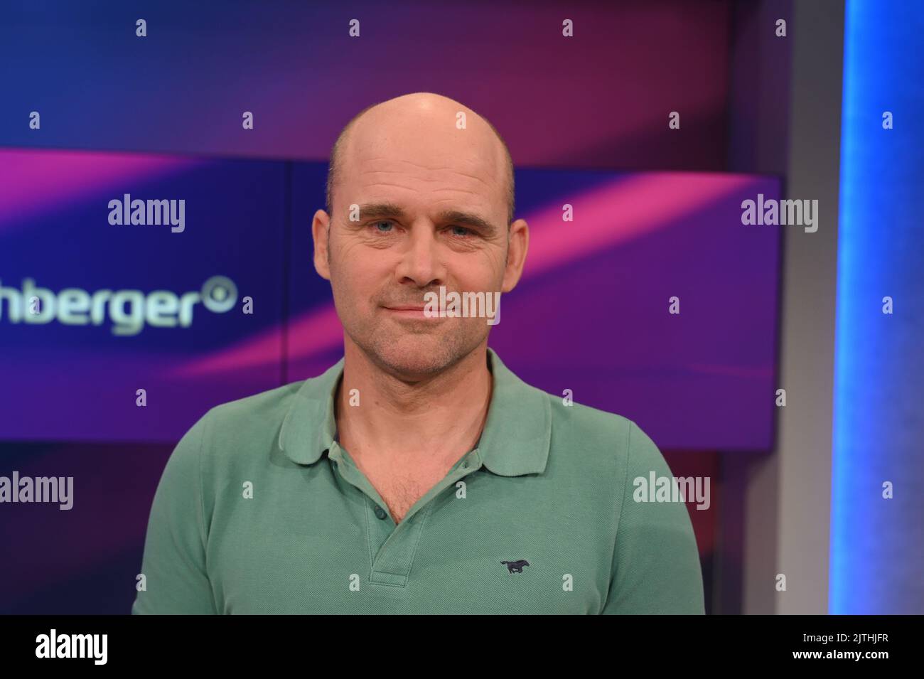 Köln, Deutschland. 30. August 2022. Der Athlet Jan Hempel, ehemaliger Weltklassespringer als Gast in der ARD-Talkshow 'Maischberger Credit: Horst Galuschka/dpa/Horst Galuschka dpa/Alamy Live News Stockfoto