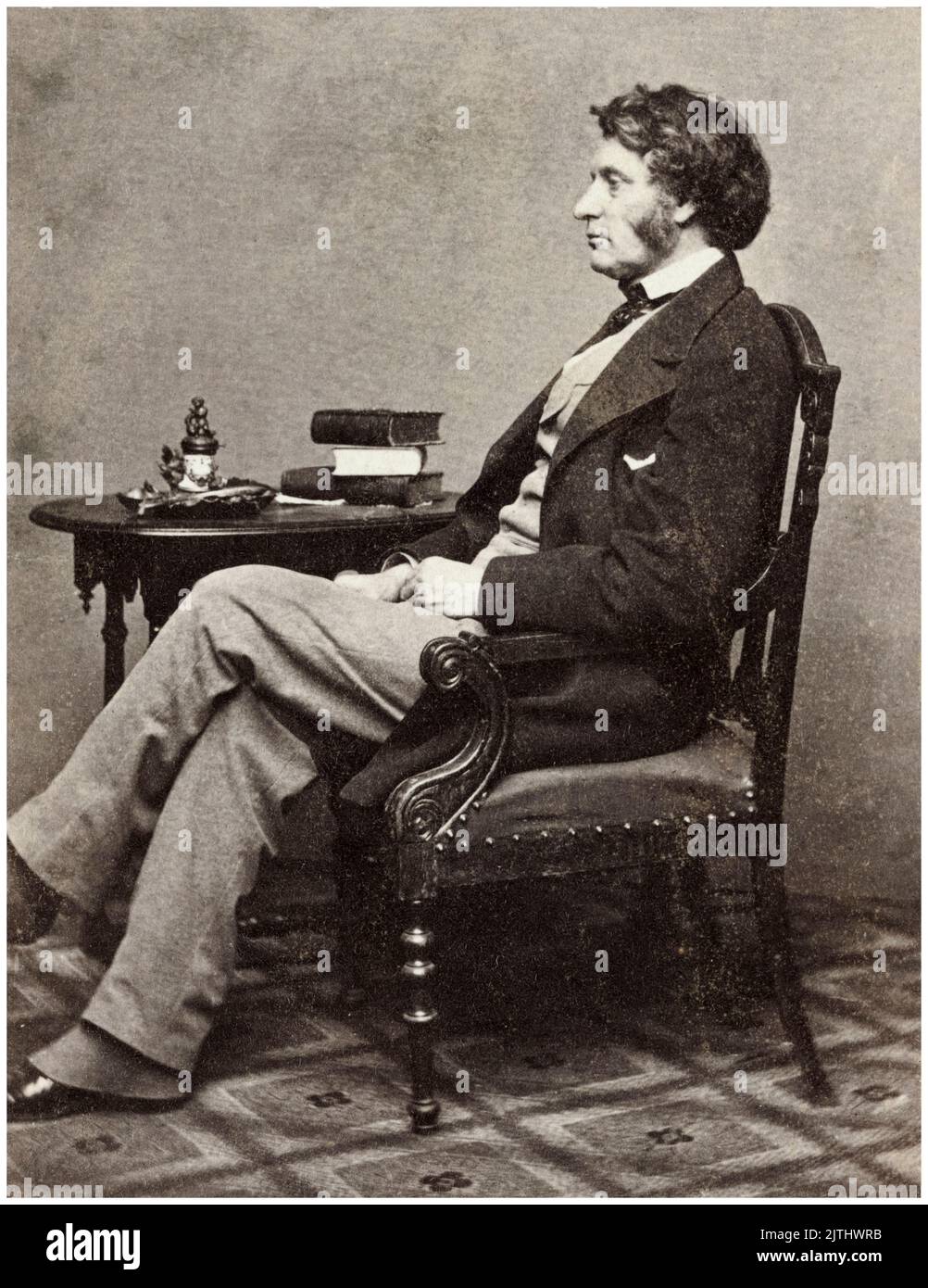 Charles Sumner (1811-1874), amerikanischer Staatsmann, US-Senator, Abolitionist, Anführer der radikalen Republikaner, Porträtfoto Carte de Visite von Mathew Brady, 1860-1869 Stockfoto