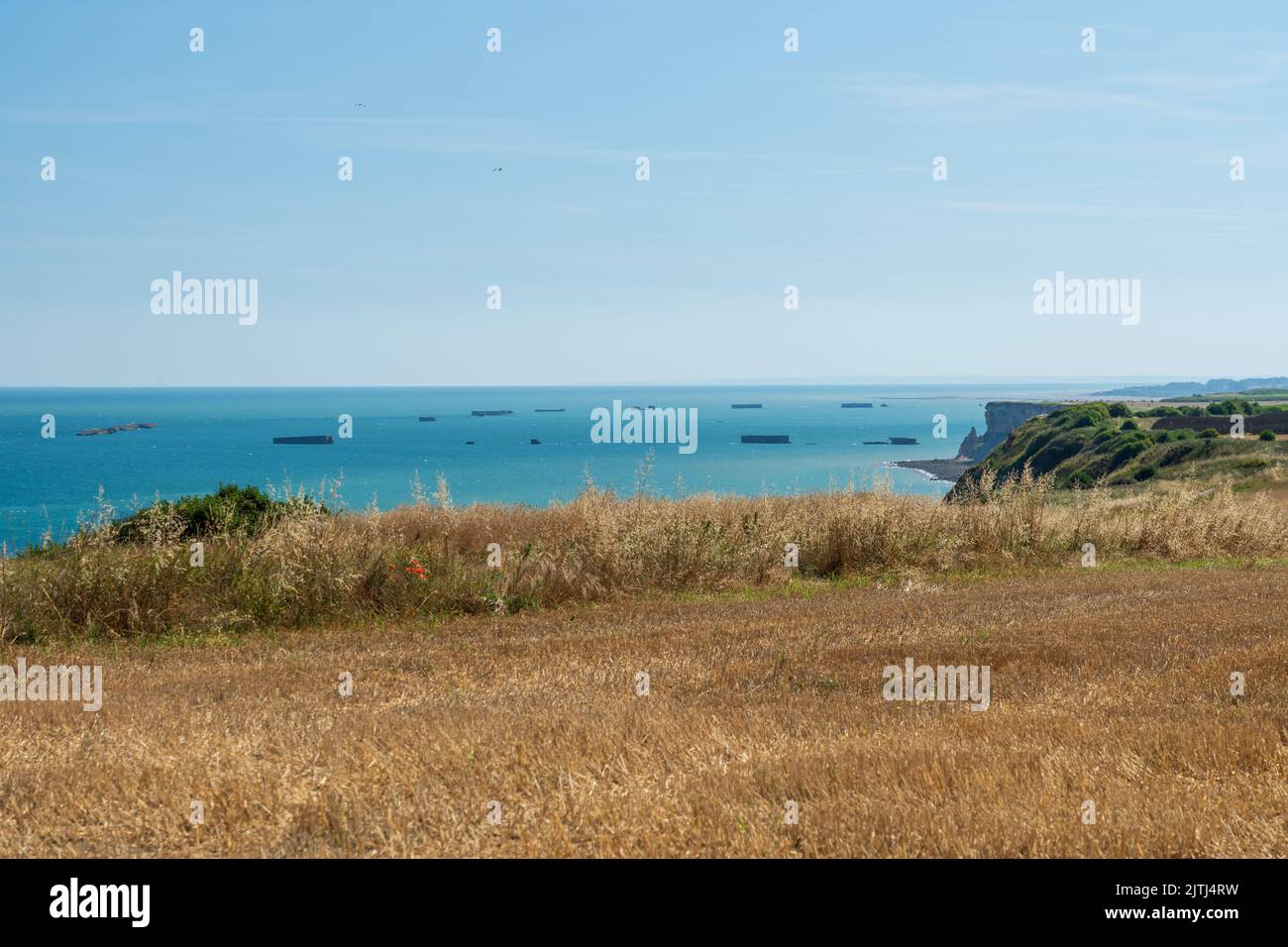Die Überreste des Hafens von Mulberry in Arromanches-les-Bains, Normandie Stockfoto