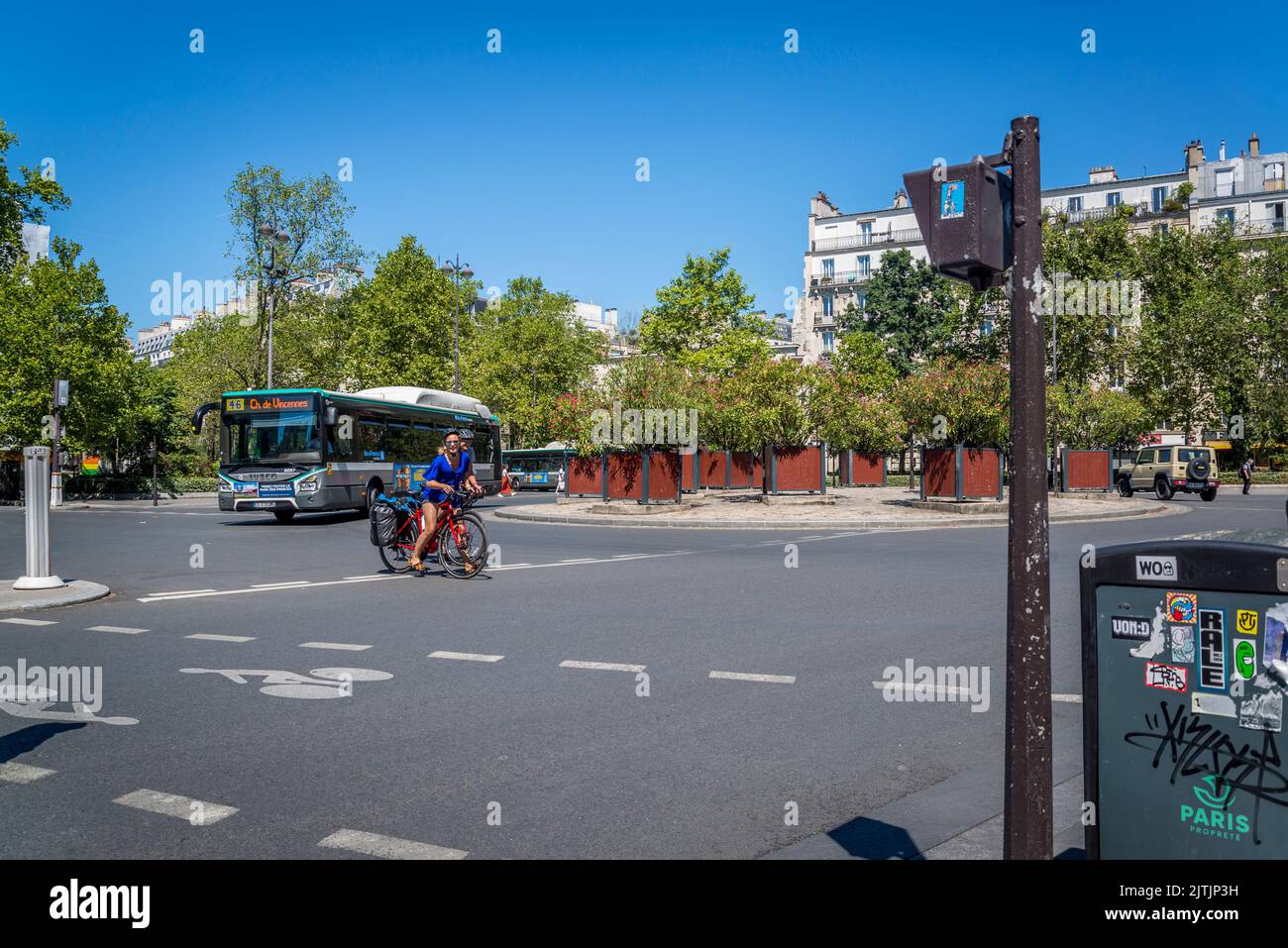 Square Leon Blum, 11. Arrondissement, Paris, Frankreich Stockfoto
