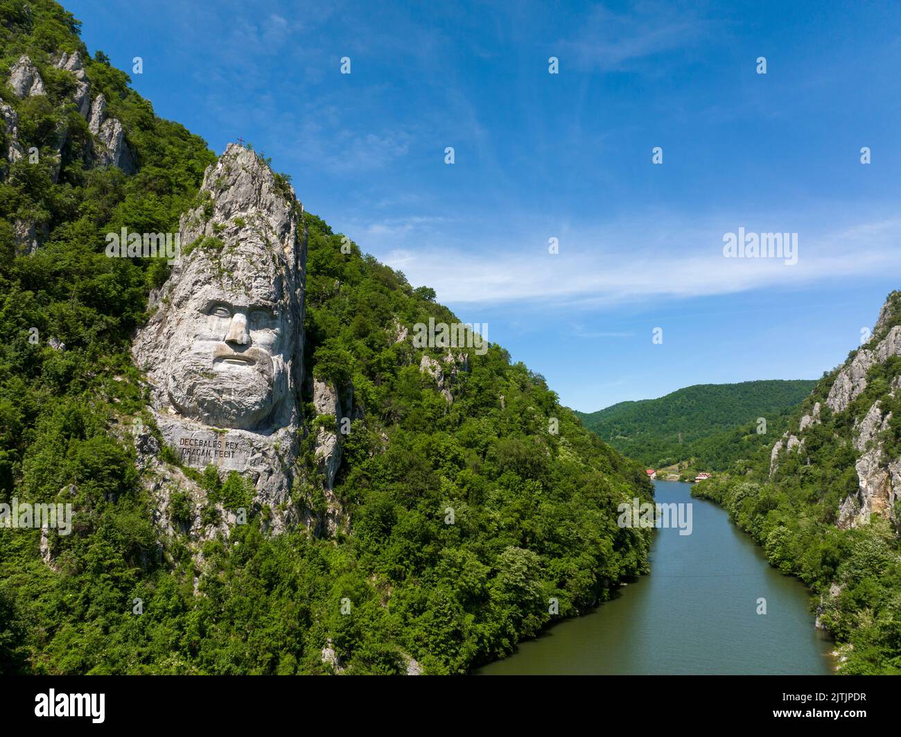 Geformter Kopf des Decebal Dacian King, auf dem Weg der Donau Stockfoto