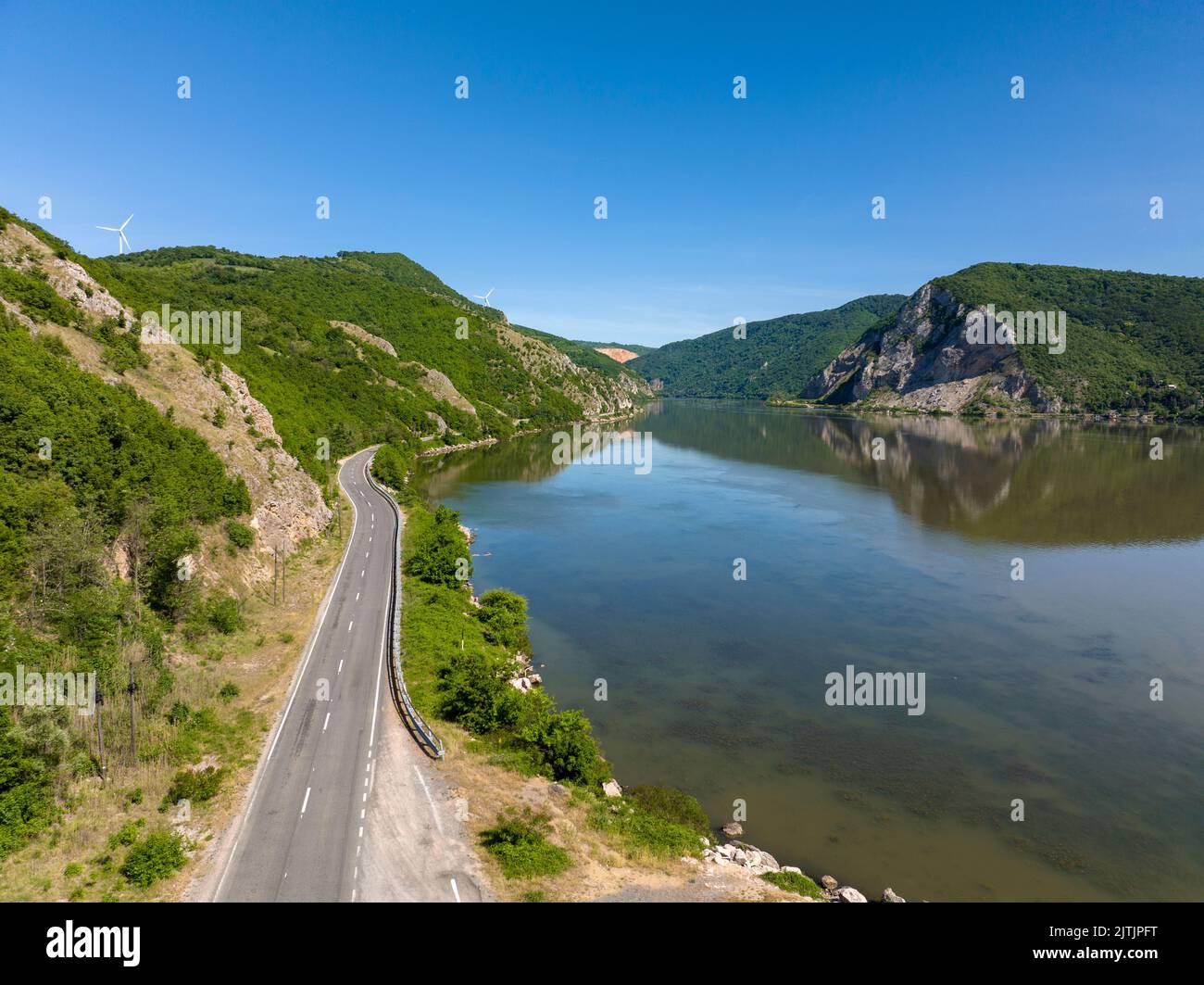 Landschaftsansichten der Donauschlucht – mit der Drohne aufgenommen Stockfoto
