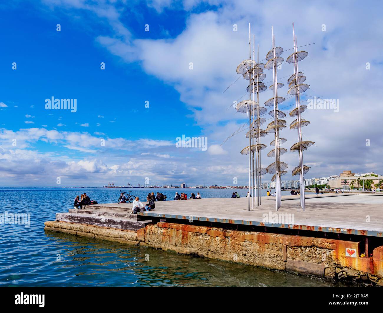 Die Schirme von George Zongolopoulos, Thessaloniki, Zentralmakedonien, Griechenland Stockfoto