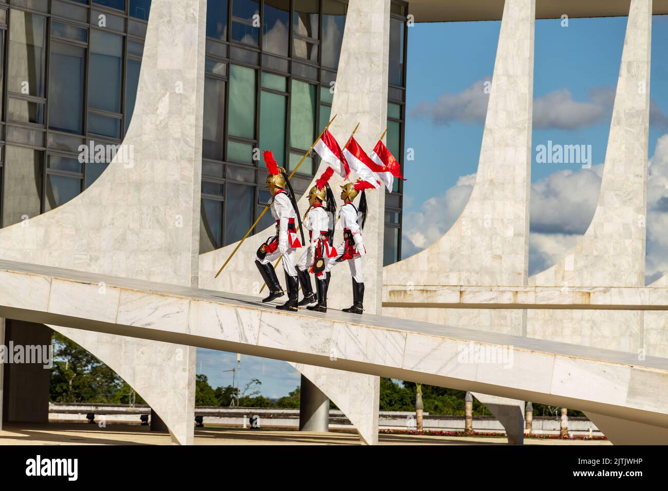 Brasília, Bundesdistrikt, Brasilien – 25. Dezember 2022: Moment des Rituals des Austausches von Soldaten der Präsidentengarde in Palácio do Planalto. Stockfoto