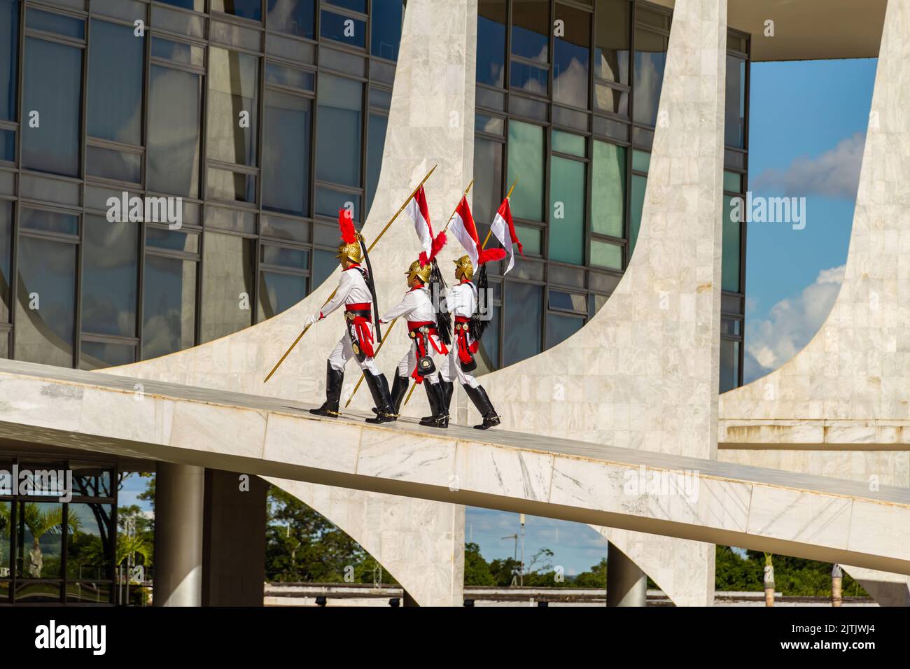 Brasília, Bundesdistrikt, Brasilien – 25. Dezember 2022: Moment des Rituals des Austausches von Soldaten der Präsidentengarde in Palácio do Planalto. Stockfoto
