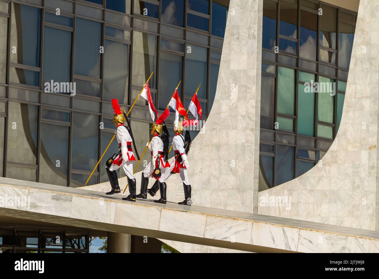 Brasília, Bundesdistrikt, Brasilien – 25. Dezember 2022: Moment des Rituals des Austausches von Soldaten der Präsidentengarde in Palácio do Planalto. Stockfoto