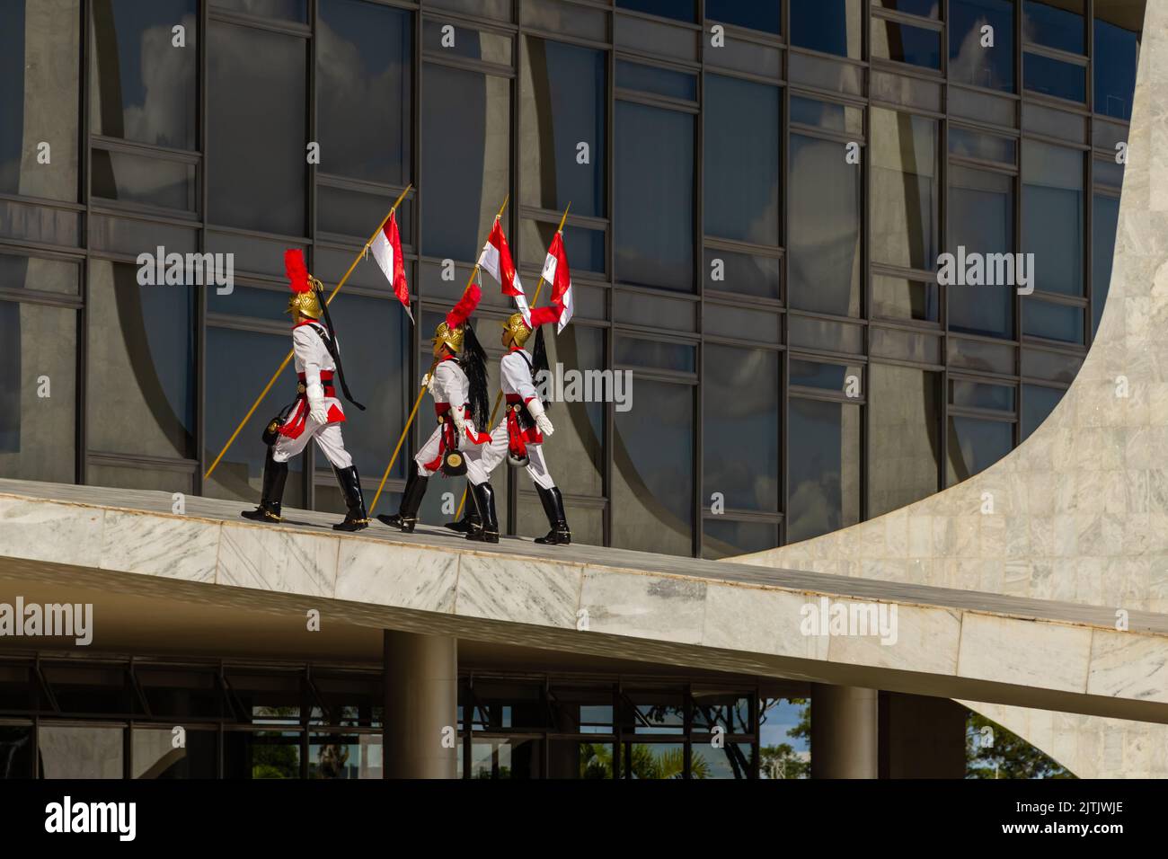 Brasília, Bundesdistrikt, Brasilien – 25. Dezember 2022: Moment des Rituals des Austausches von Soldaten der Präsidentengarde in Palácio do Planalto. Stockfoto