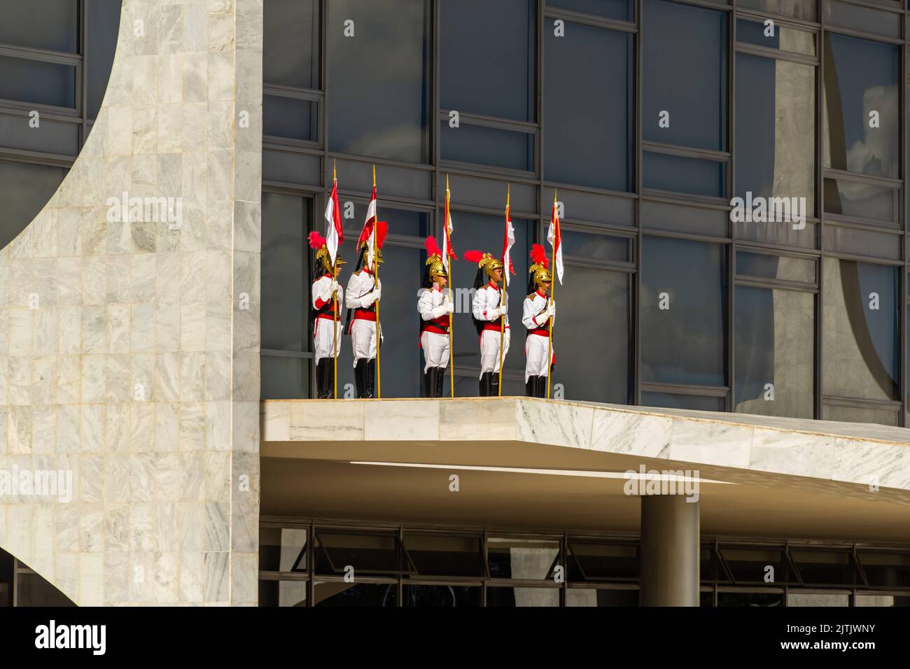 Brasília, Bundesdistrikt, Brasilien – 25. Dezember 2022: Moment des Rituals des Austausches von Soldaten der Präsidentengarde in Palácio do Planalto. Stockfoto