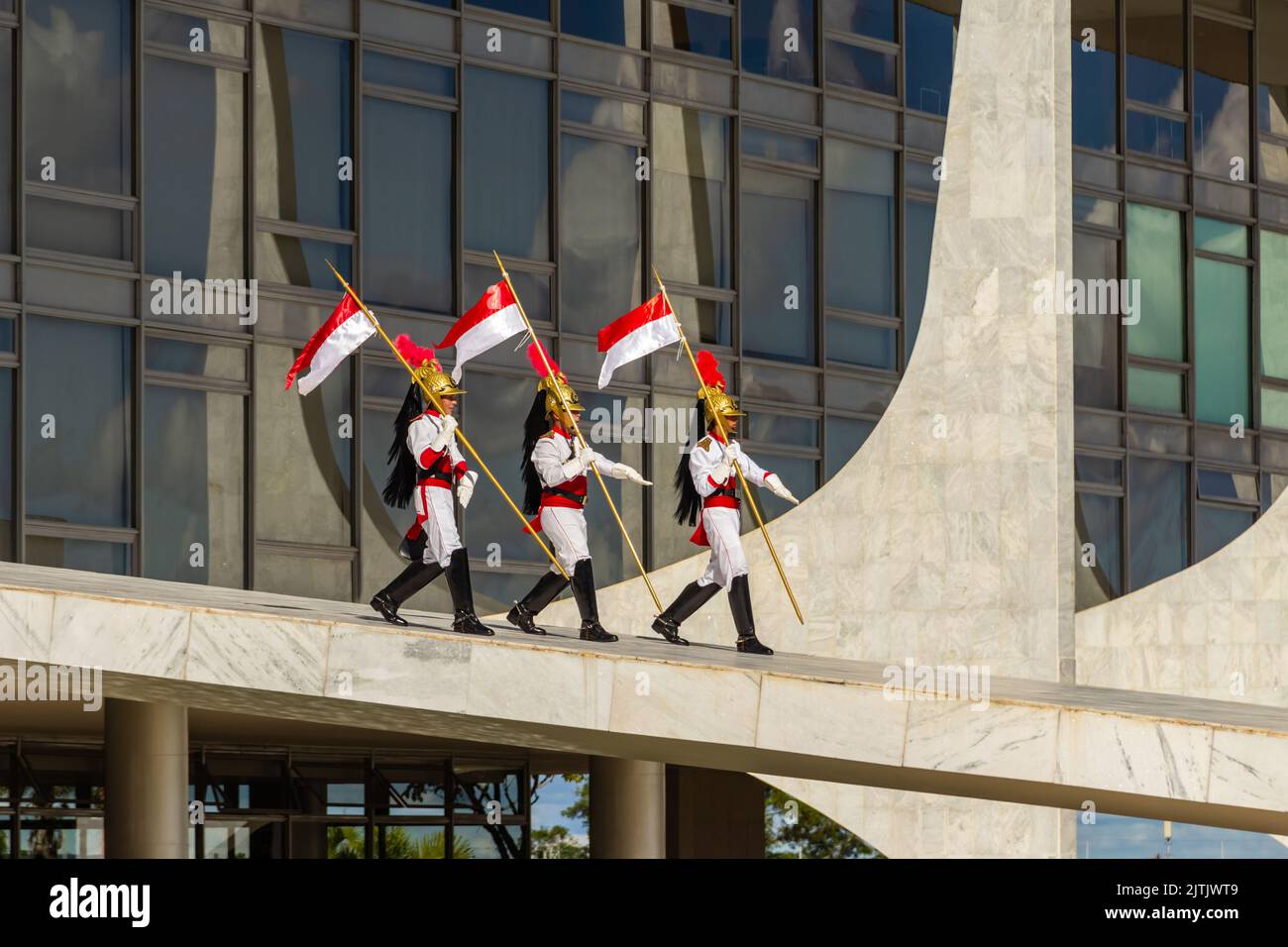 Brasília, Bundesdistrikt, Brasilien – 25. Dezember 2022: Moment des Rituals des Austausches von Soldaten der Präsidentengarde in Palácio do Planalto. Stockfoto