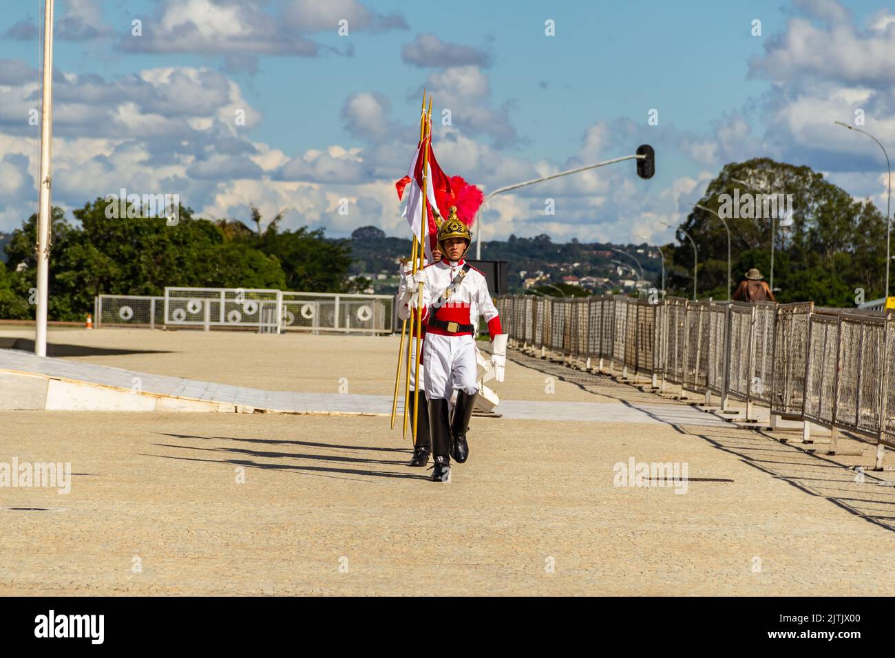 Brasília, Bundesdistrikt, Brasilien – 25. Dezember 2022: Moment des Rituals des Austausches von Soldaten der Präsidentengarde in Palácio do Planalto. Stockfoto