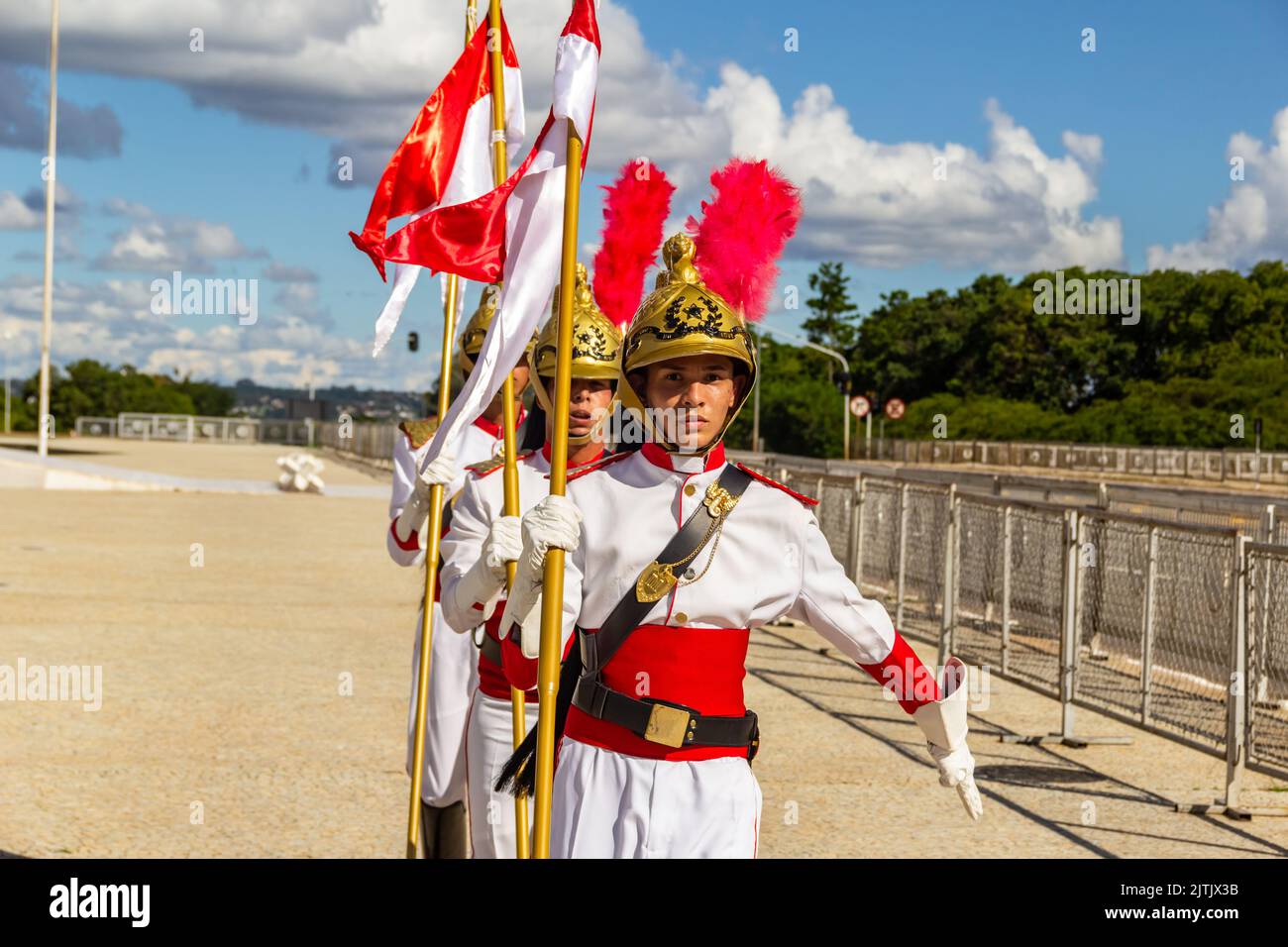 Brasília, Bundesdistrikt, Brasilien – 25. Dezember 2022: Moment des Rituals des Austausches von Soldaten der Präsidentengarde in Palácio do Planalto. Stockfoto