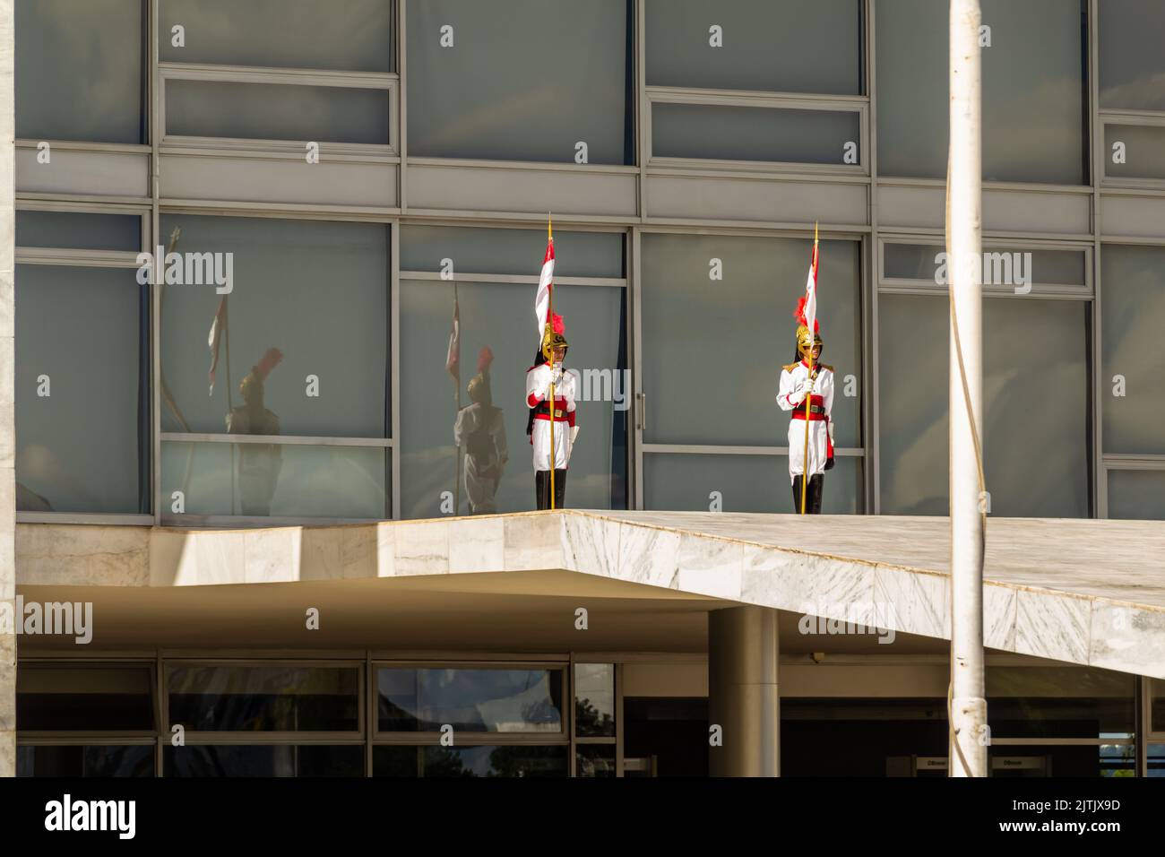 Brasília, Bundesdistrikt, Brasilien – 25. Dezember 2022: Moment des Rituals des Austausches von Soldaten der Präsidentengarde in Palácio do Planalto. Stockfoto