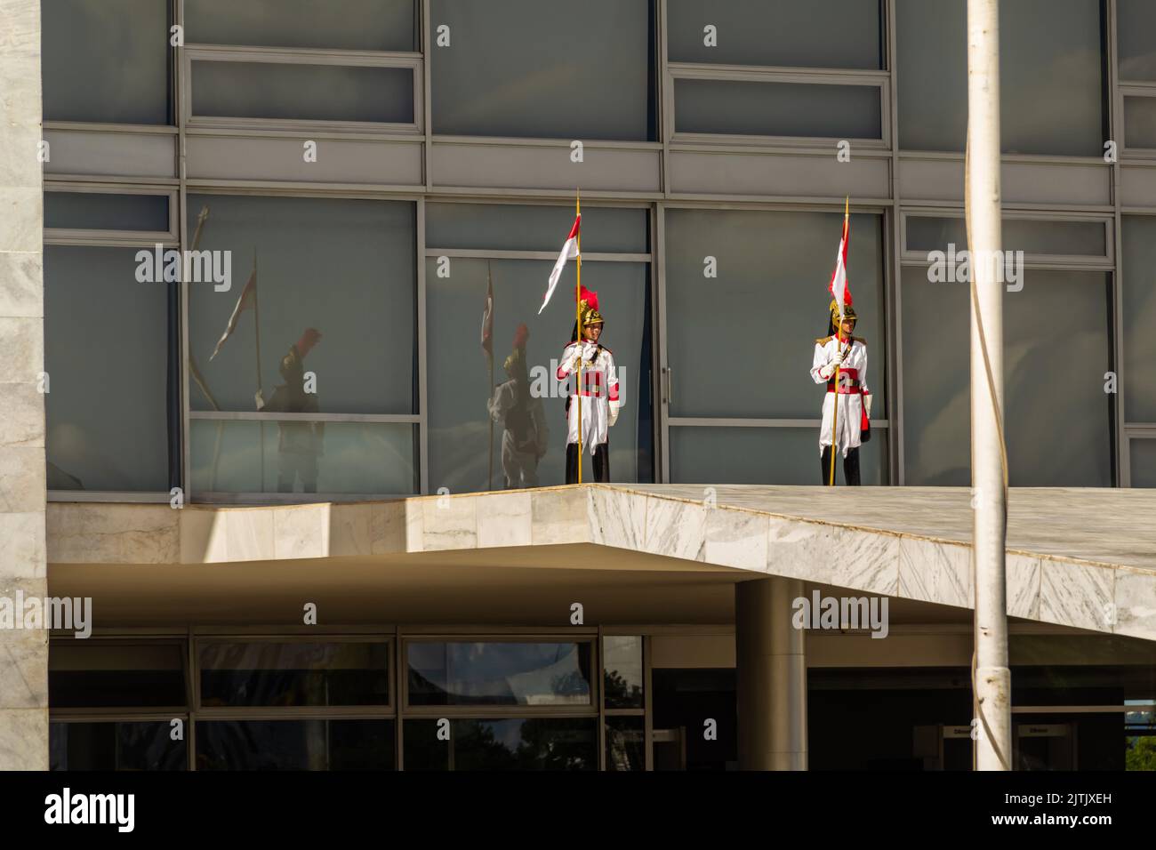 Brasília, Bundesdistrikt, Brasilien – 25. Dezember 2022: Moment des Rituals des Austausches von Soldaten der Präsidentengarde in Palácio do Planalto. Stockfoto