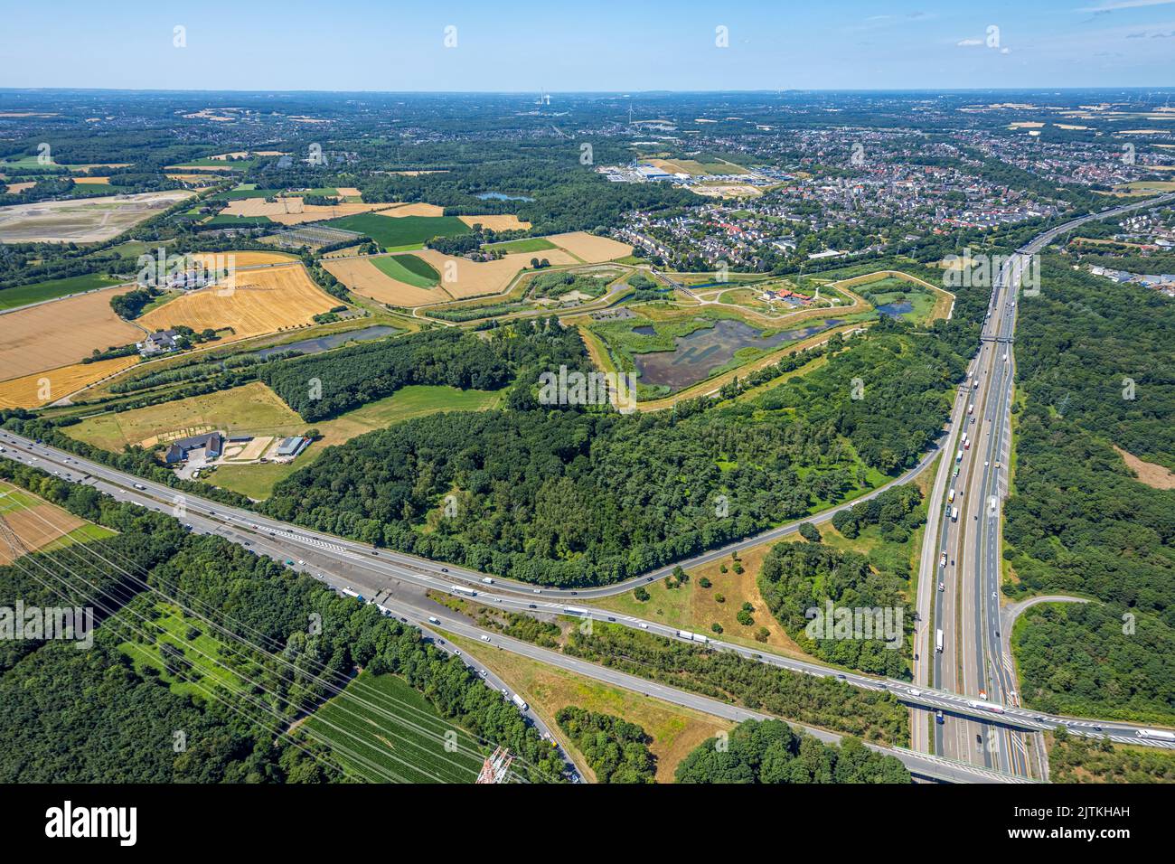 Luftaufnahme, Hochwasserrückhaltebecken Mengede / EmscherAuen am