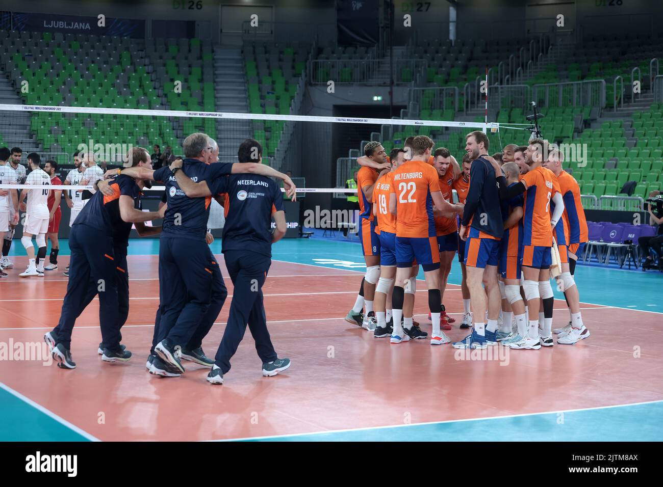 LJUBLJANA, SLOWENIEN - 31. AUGUST: Die Spieler der Niederlande feiern während der Volleyball-Weltmeisterschaft der Männer - Pool F - Vorbereitungsphase-Spiel zwischen den Niederlanden und dem Iran in der Arena Stozice am 31. August 2022 in Ljubljana, Slowenien (Foto: Borut Zivulovic/BSR Agency) Stockfoto