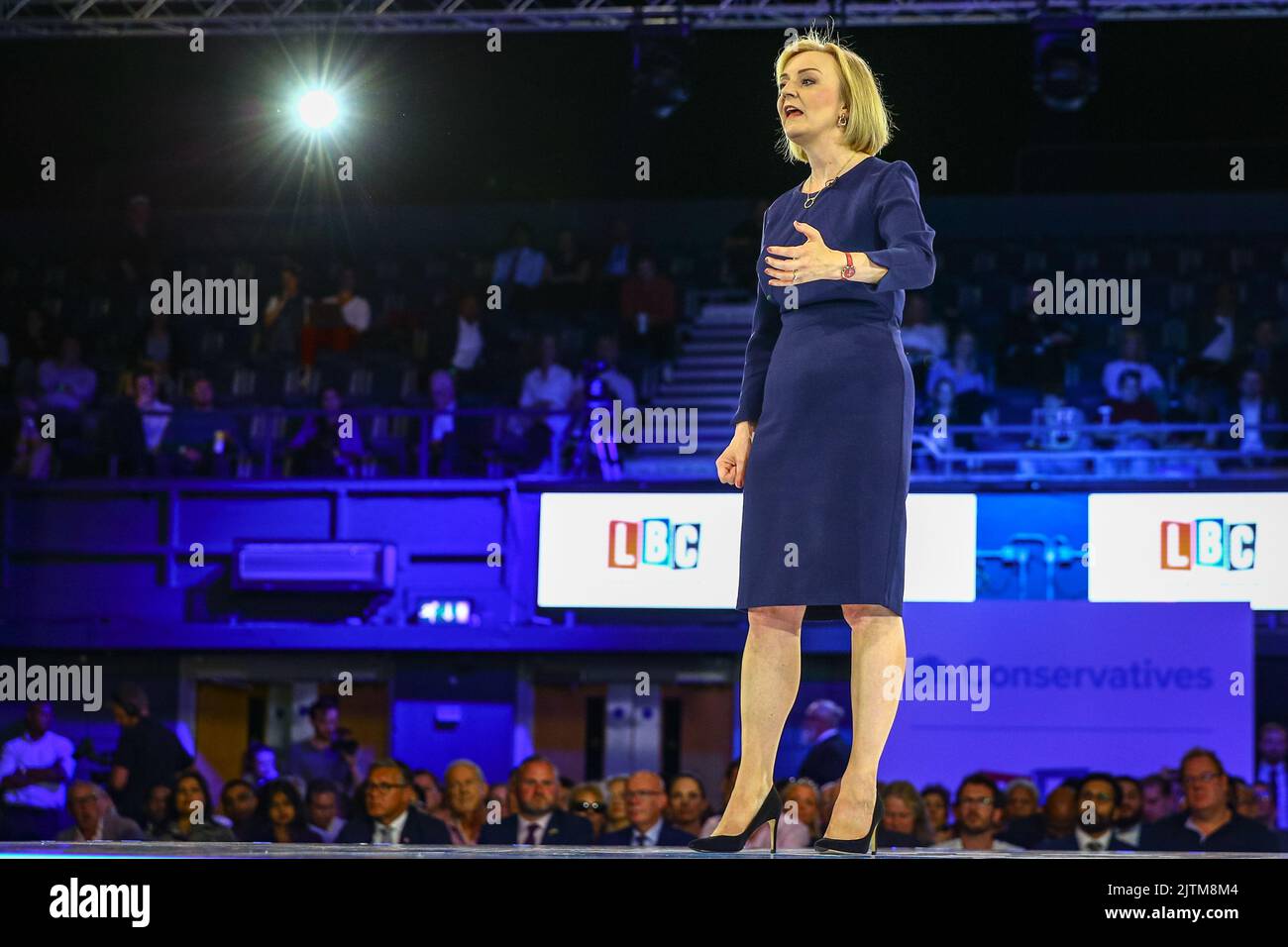 London, Großbritannien. 31. August 2022. Liz Truss, Außenministerin. Bei den letzten Rennen um die Führung der Konservativen Partei in der Wembley Arena kämpfen Liz Truss und Rishi Sunak um die Führung der Partei und die Position des nächsten Premierministers. Kredit: Imageplotter/Alamy Live Nachrichten Stockfoto