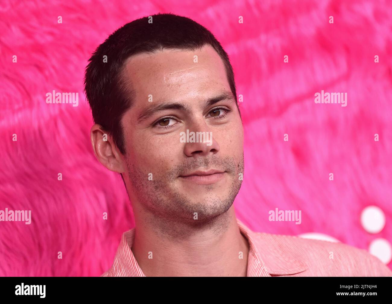 Dylan O'Brien kommt am 10. Mai 2022 im Pacific Design Center in West Hollywood, CA, zum Original ‘Angelyne’ Hollywood Premiere. © OConnor/AFF-USA.com Stockfoto