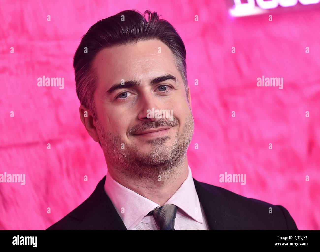 Matt Spicer kommt am 10. Mai 2022 im Pacific Design Center in West Hollywood, CA, zum Original ‘Angelyne’ von Pfau. © OConnor/AFF-USA.com Stockfoto