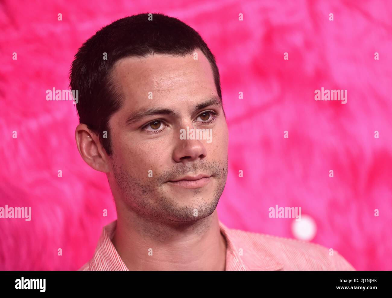 Dylan O'Brien kommt am 10. Mai 2022 im Pacific Design Center in West Hollywood, CA, zum Original ‘Angelyne’ Hollywood Premiere. © OConnor/AFF-USA.com Stockfoto