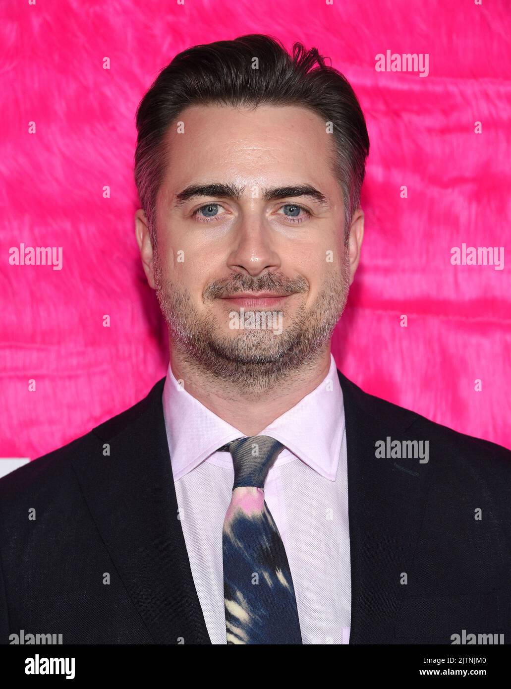 Matt Spicer kommt am 10. Mai 2022 im Pacific Design Center in West Hollywood, CA, zum Original ‘Angelyne’ von Pfau. © OConnor/AFF-USA.com Stockfoto