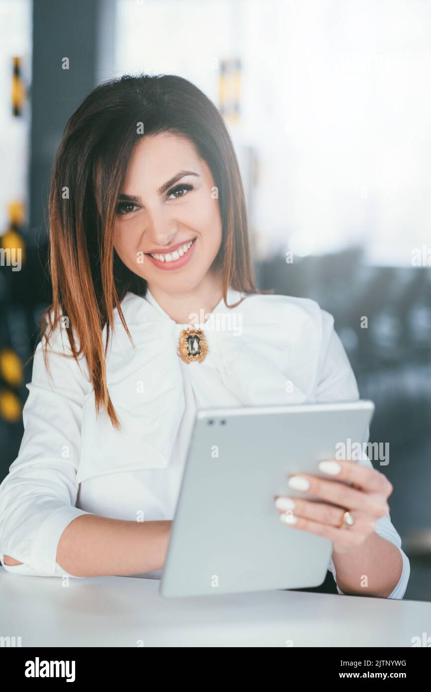 Business-Training weibliche Blogger-Technologie Stockfoto