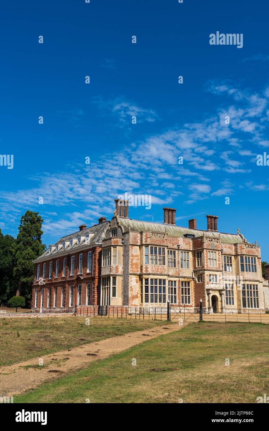 Felbrigg Hall in North Norfolk, einem National Trust Property, an einem schönen Sommertag Stockfoto