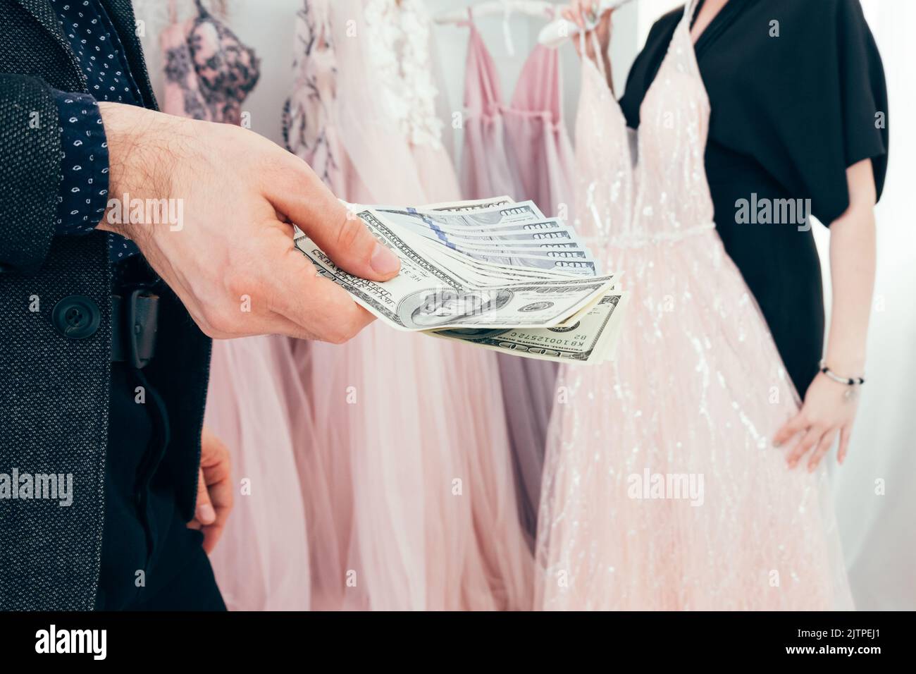 Luxus-Mode-Boutique Shopping teure Kleid Stockfoto