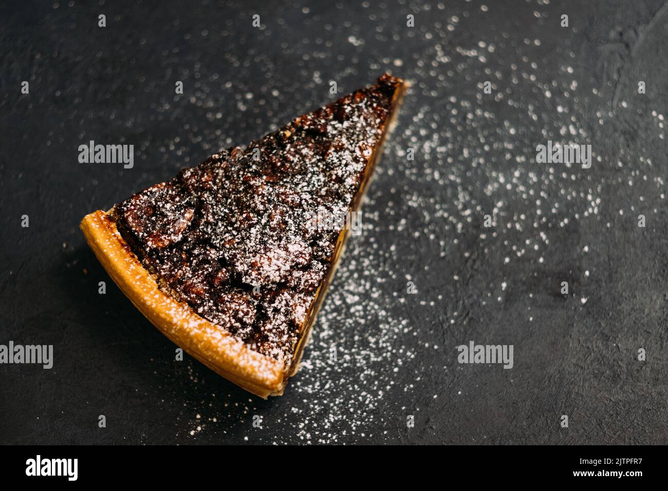 Gebäck Dessert Walnuss Torte Melasse Zuckerpulver Stockfoto
