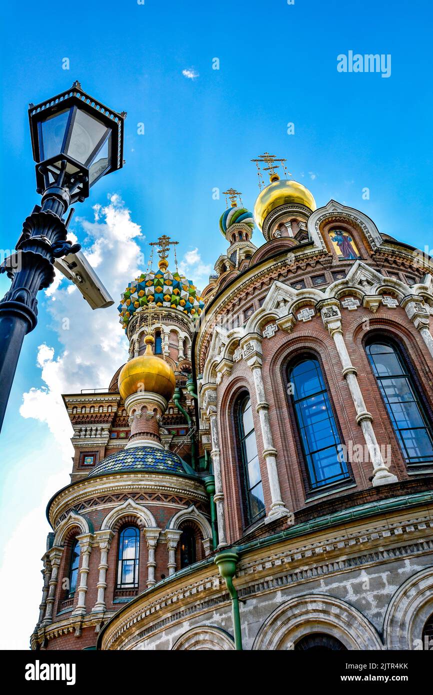 Berühmte und bunte Kirche des Erlösers auf vergossenen Blut in Sankt Petersburg, Russland Stockfoto