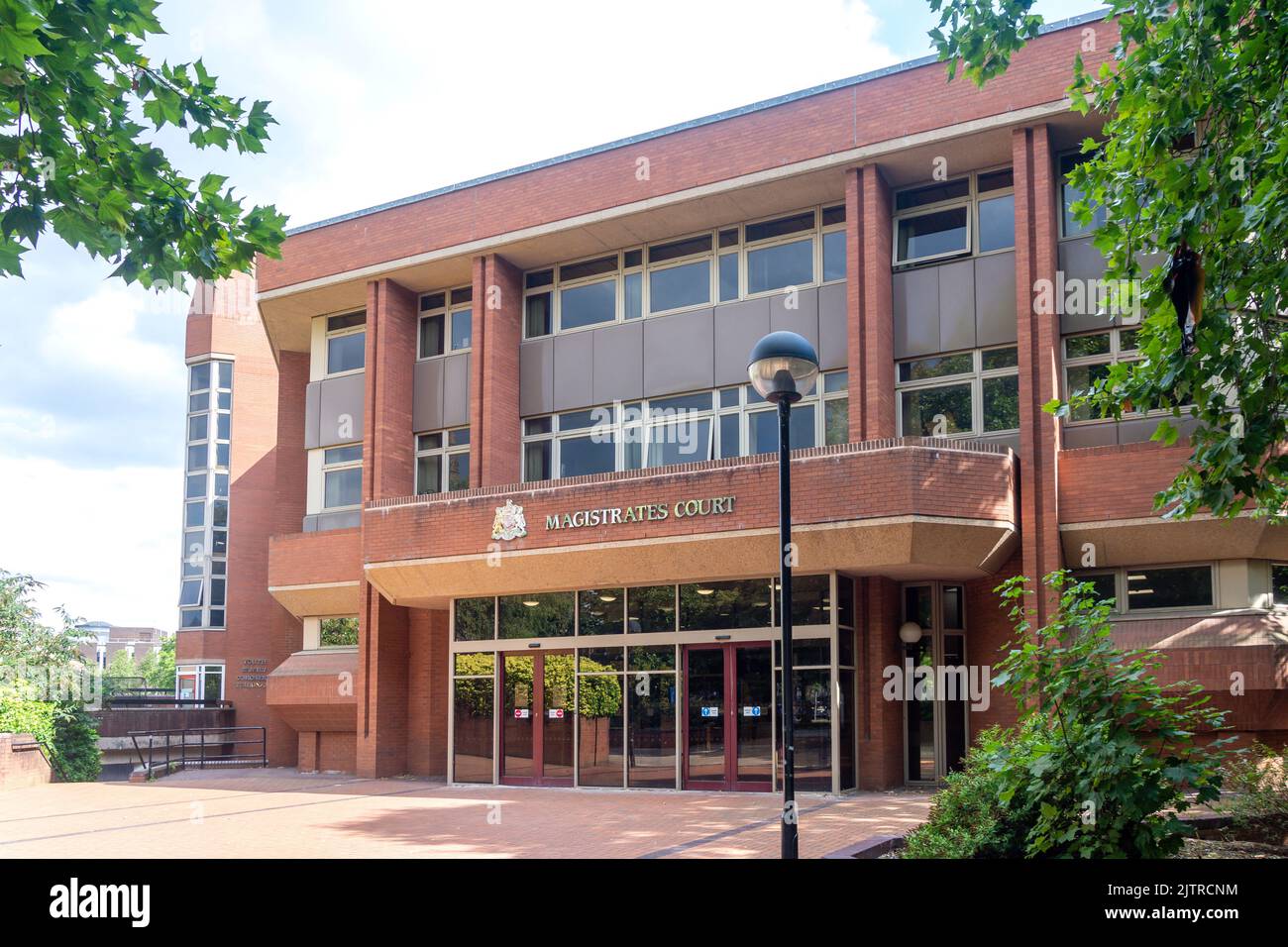 Eingang zum Coventry Magistrates' Court, Little Park Street, Coventry, West Midlands, England, Vereinigtes Königreich Stockfoto