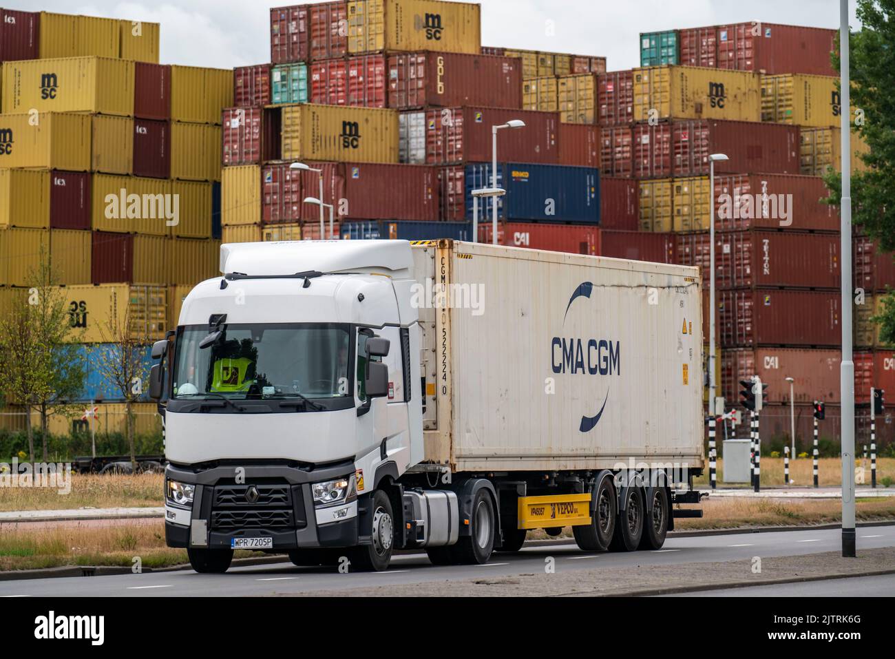 Europoort Port, Waalhaven Area, großer Containerstapel, Lager, am RST Container Terminal, Rotterdam, Niederlande, Stockfoto