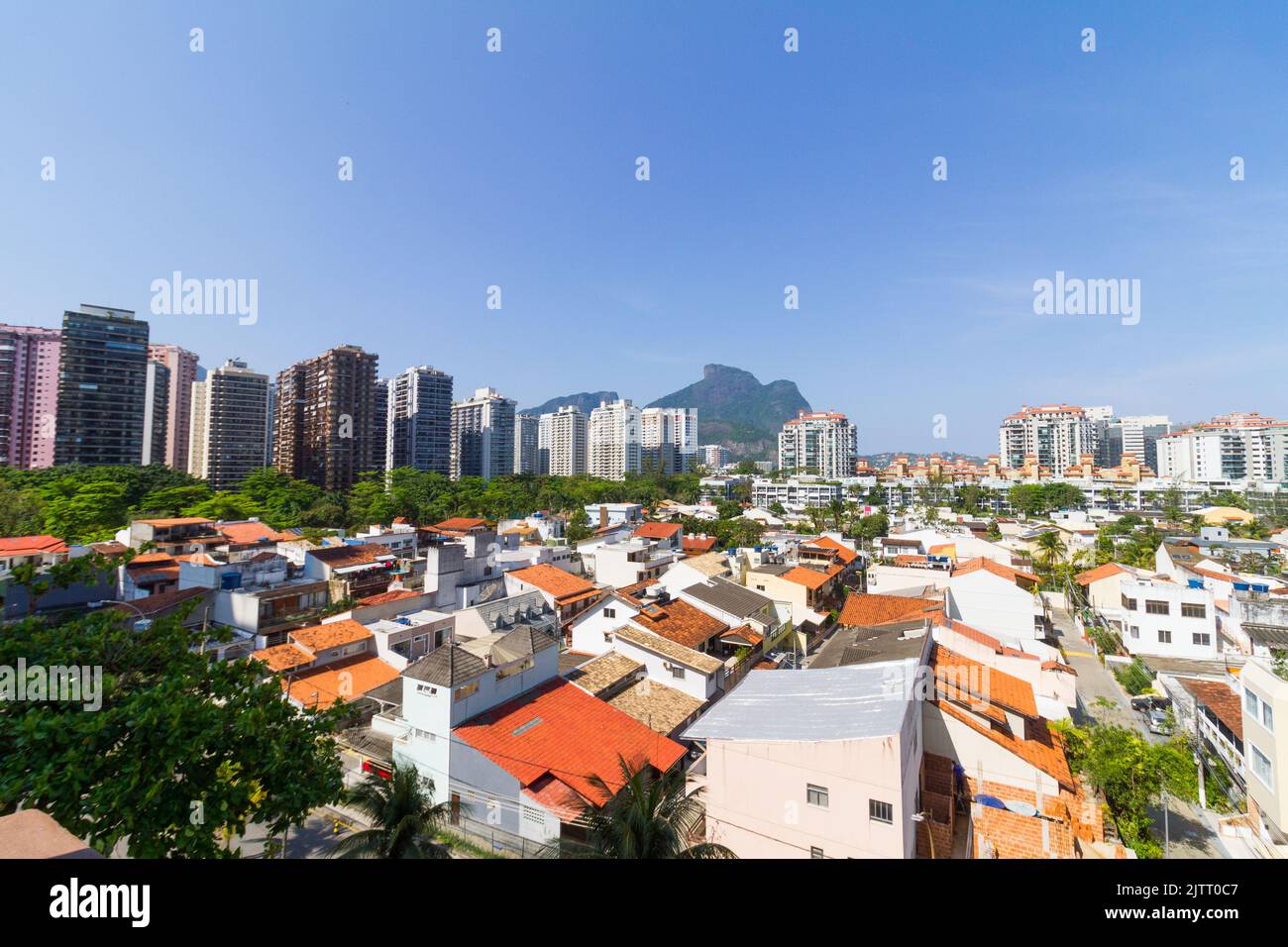 Häuser und Gebäude in Barra da Tijuca in Rio de Janeiro Brasilien. Stockfoto