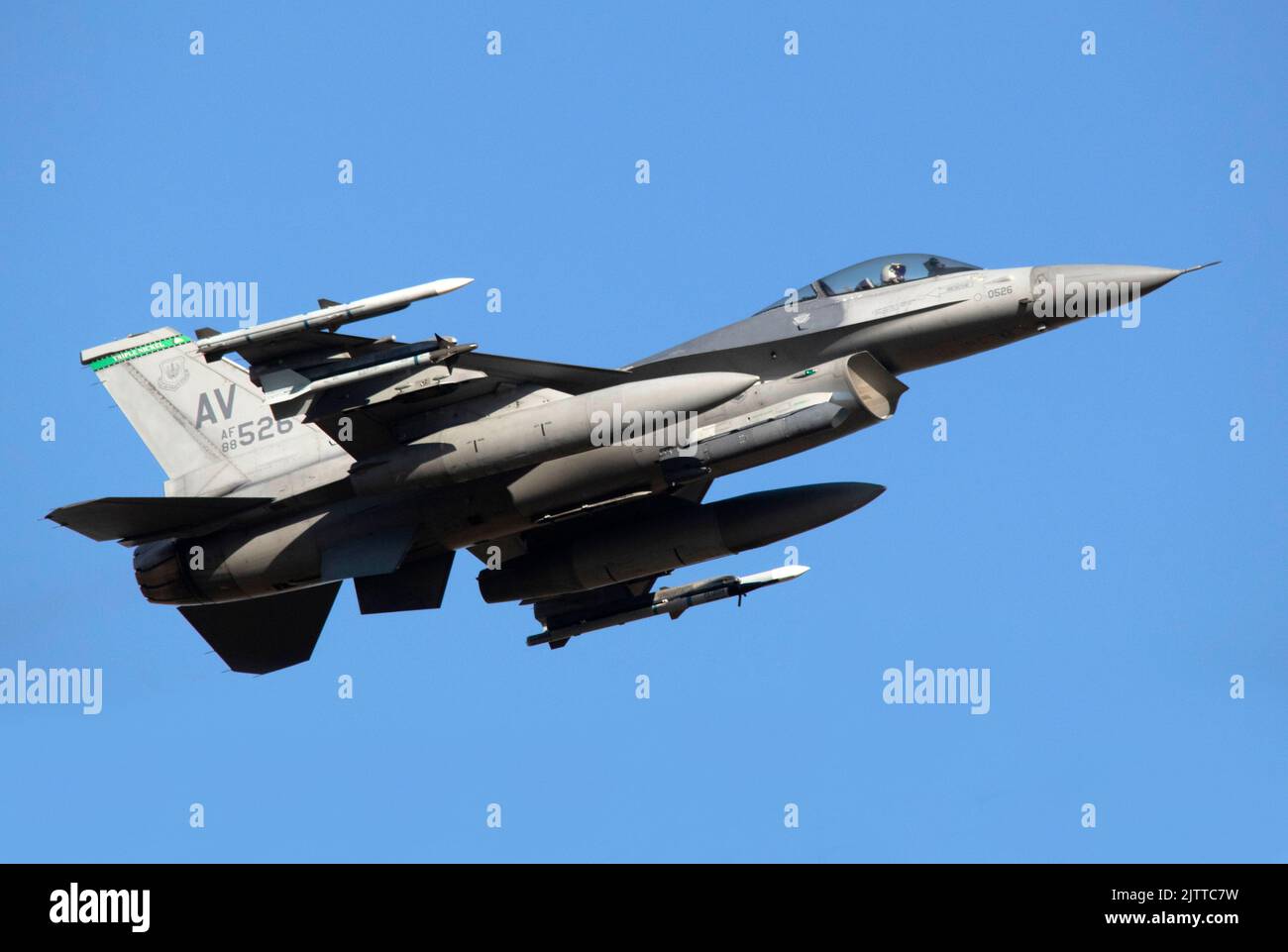 AF 88-526 USAF Lockheed Martin (General Dynamics) F-16cm-40-CF Fighting Falcon c/n 1C-290 '31 OG' started at Runway 07 RAF Lakenheath, 31.. August 202 Stockfoto