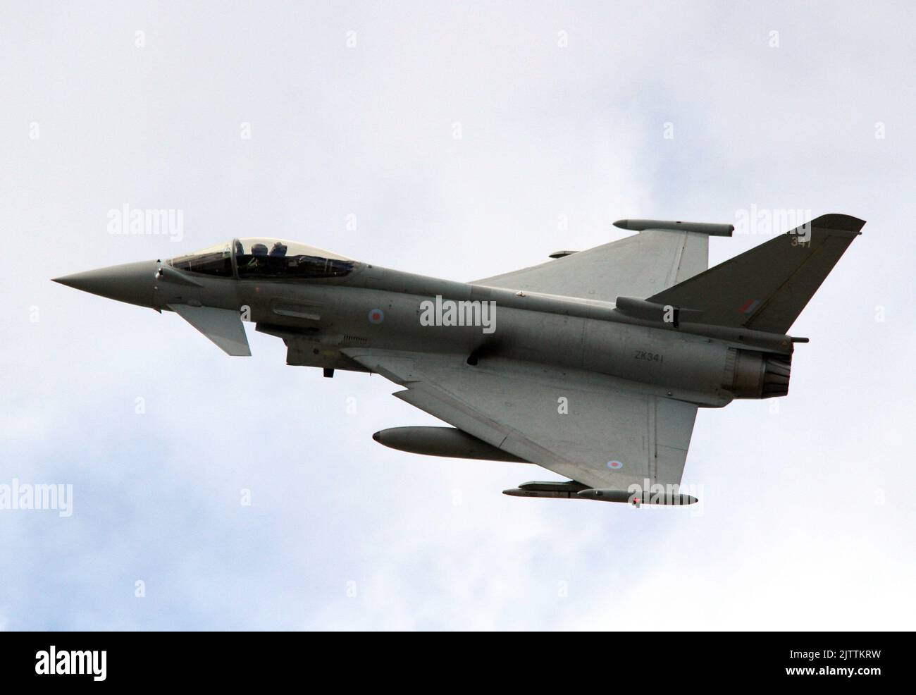 RAF Euro Fighter Typhoon ZK341 im Muster über RAF Coningsby 15.. August 2022 Stockfoto