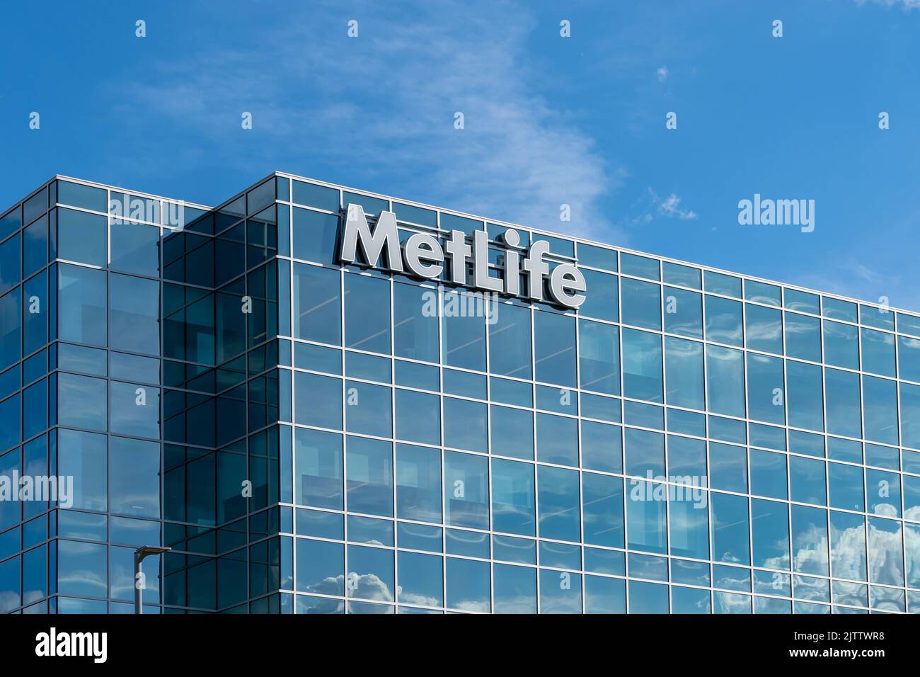 Hannover, NJ, USA - 16. August 2022: MetLife Investment Management (MIM) unterzeichnet am Hauptsitz in Hannover, NJ, USA. Stockfoto
