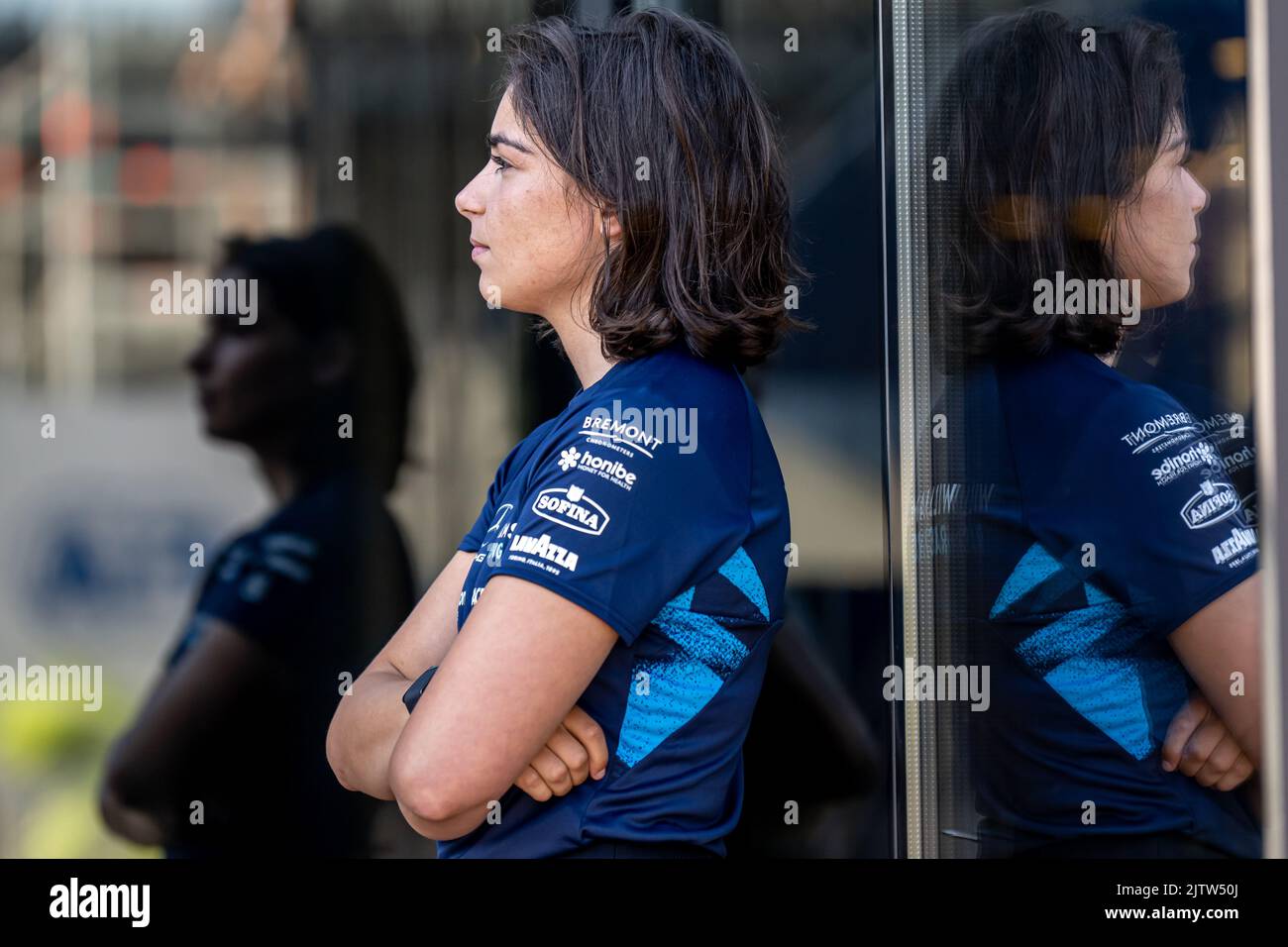 Zandvoort, Niederlande, 01.. September 2022, Jamie Chadwick nimmt am Build-up Teil, dem 15. Lauf der Formel-1-Meisterschaft 2022. Kredit: Michael Potts/Alamy Live Nachrichten Stockfoto