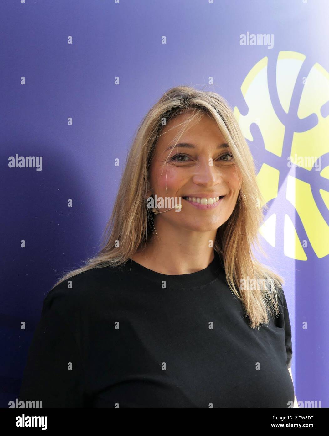 Mailand, Italien Einweihung der für die Basketball-Europameisterschaft 2022 in Mailand aufgestellte „Fanzone“ auf der Piazza Duomo. Im Bild: Margherita Granbassi Stockfoto