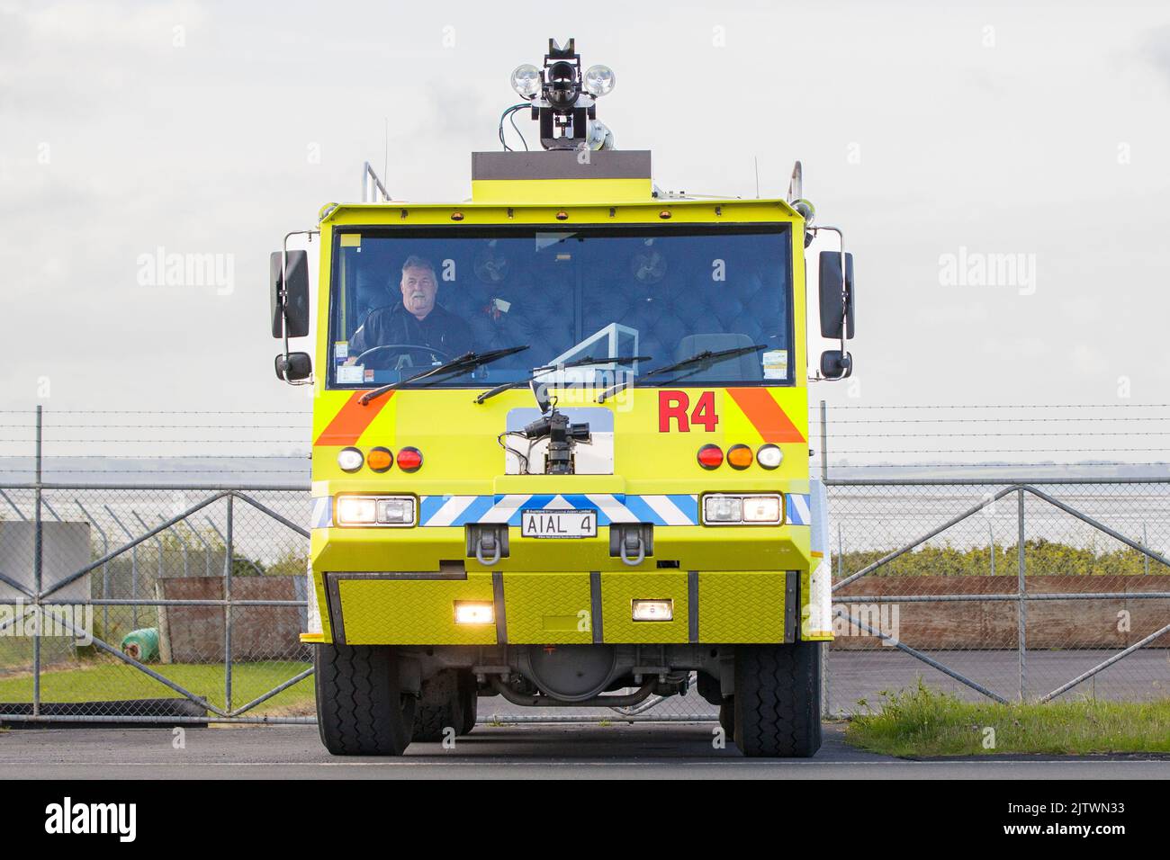 Airport Fire Truck am Flughafen Auckland, Neuseeland Stockfoto