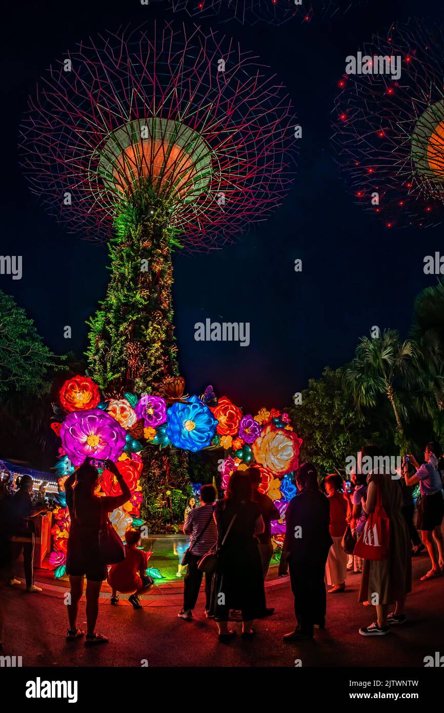 Gardens By The Bay Mid-Autumn Festival 2022. Das Thema Laternen der Wiedervereinigung. Stockfoto
