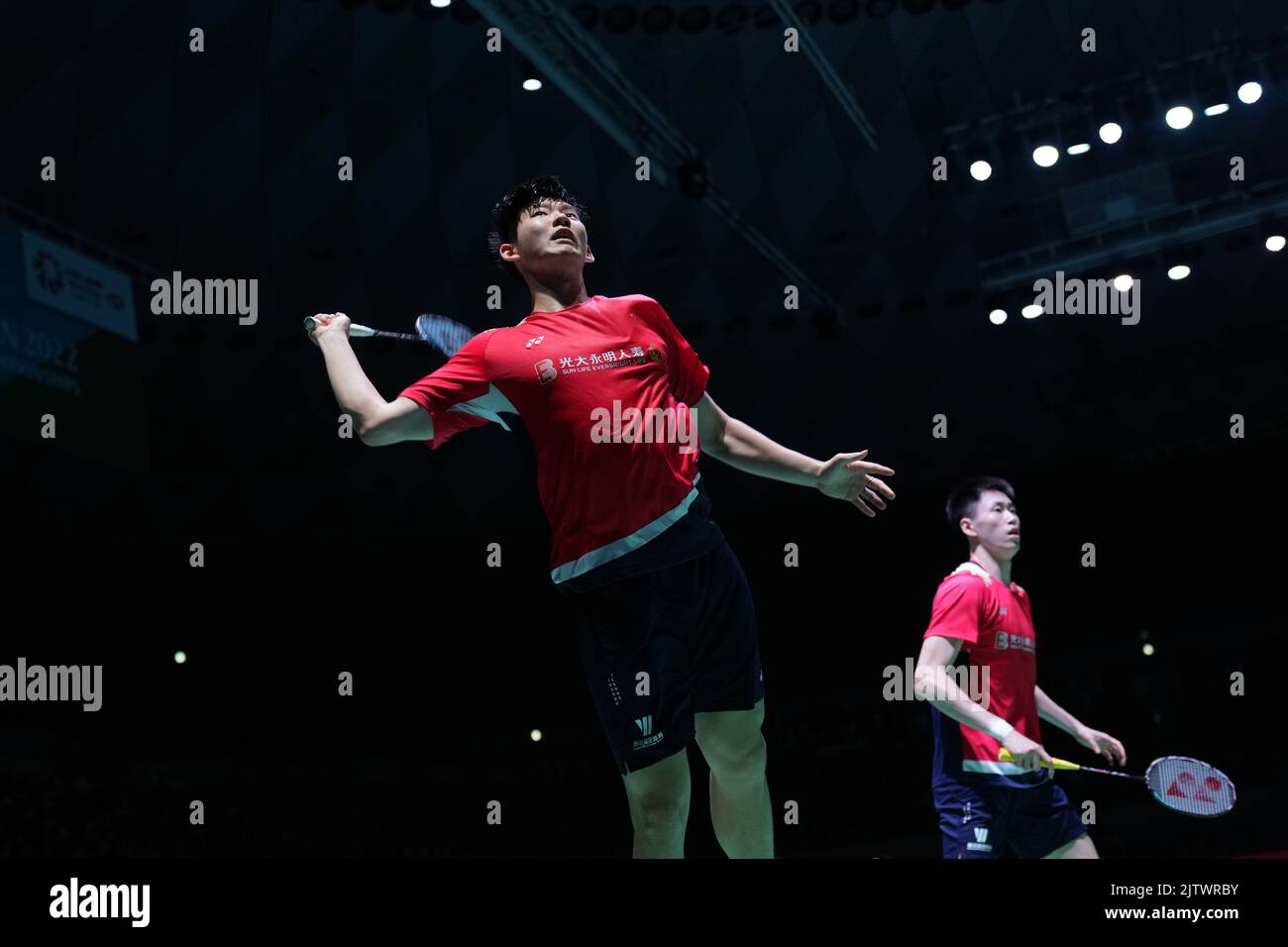 Osaka, Japan. 2. September 2022. Liu Yuchen (L)/Ou Xuanyi aus China treten beim Japan Open 2022 Badmintonturnier in Osaka, Japan, am 2. September 2022 im Doppel-Viertelfinale gegen Kim Gi Jung/Kim Sa Rang aus Südkorea an. Quelle: Zhang Xiaoyu/Xinhua/Alamy Live News Stockfoto